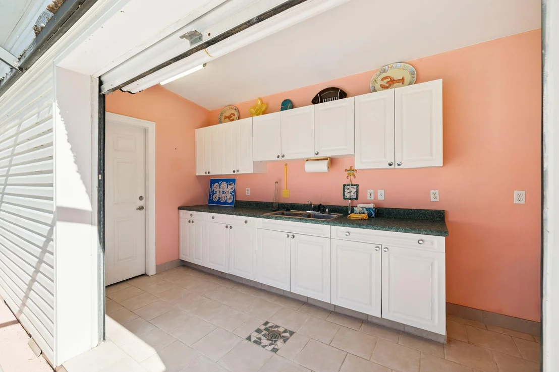 Photo of 111 Snowdrift Road