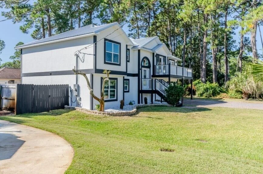Photo of 641 Bayshore Dr Drive