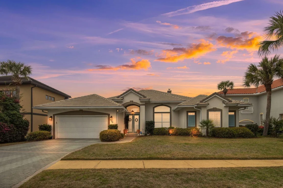 Photo of 70 Siesta Bluff