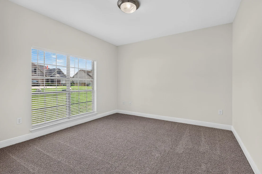Photo of 143 Crab Apple Avenue