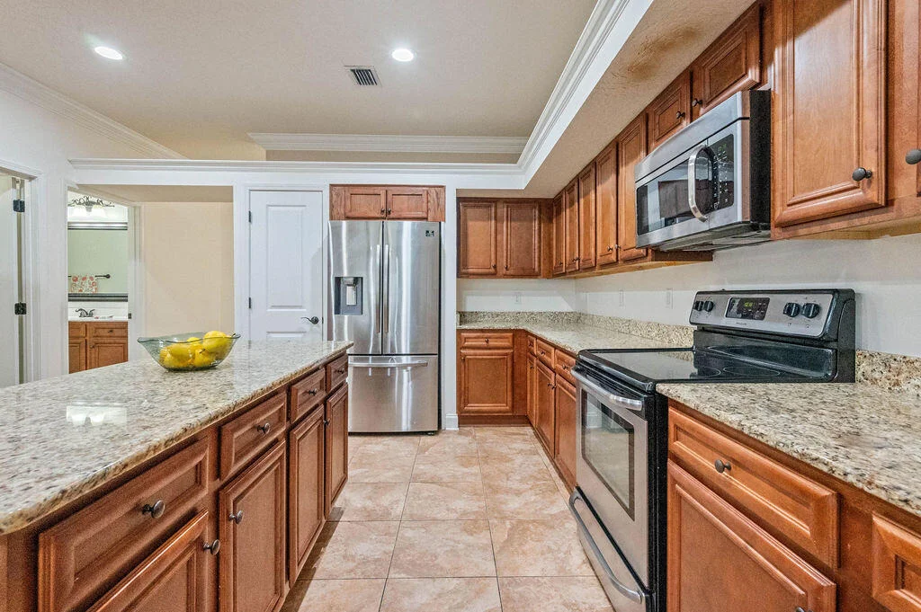 Photo of 2159 Bayshore Drive