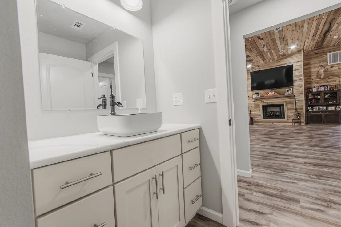 Photo of 7514 Laird Road