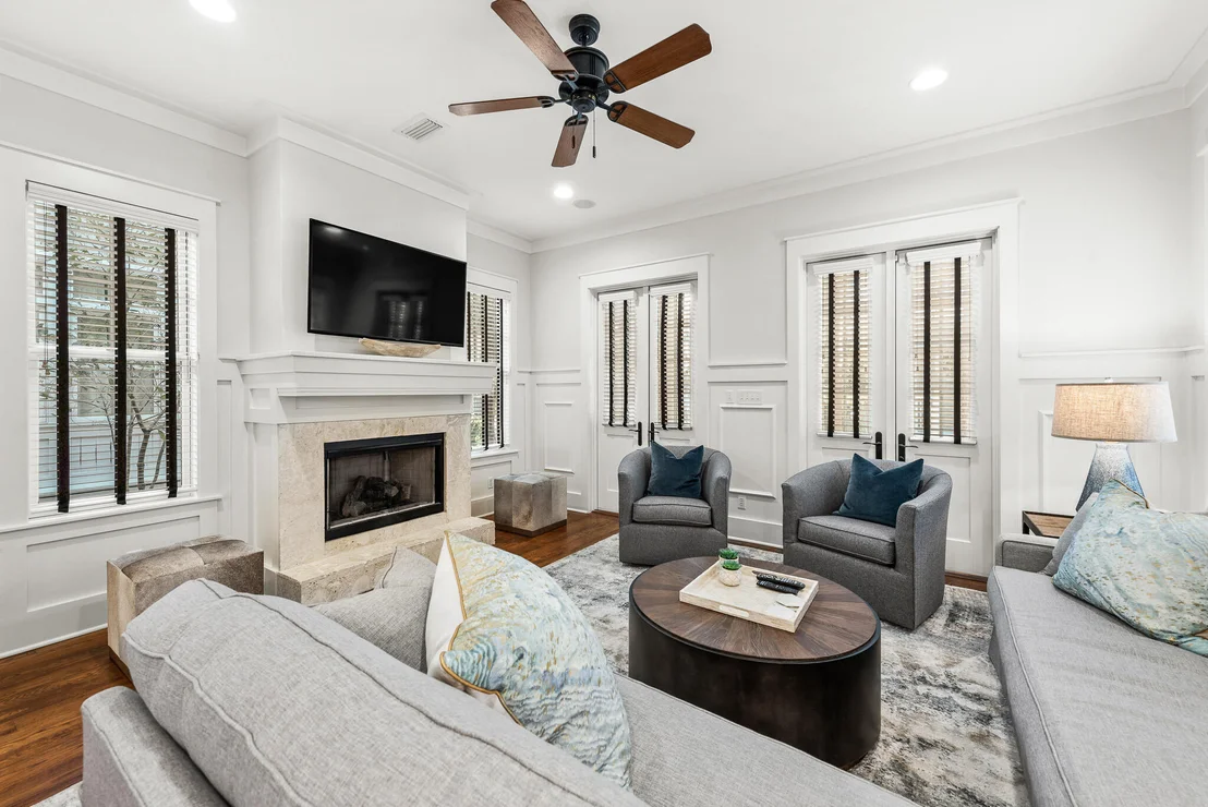 Photo of 30 N Shingle Lane