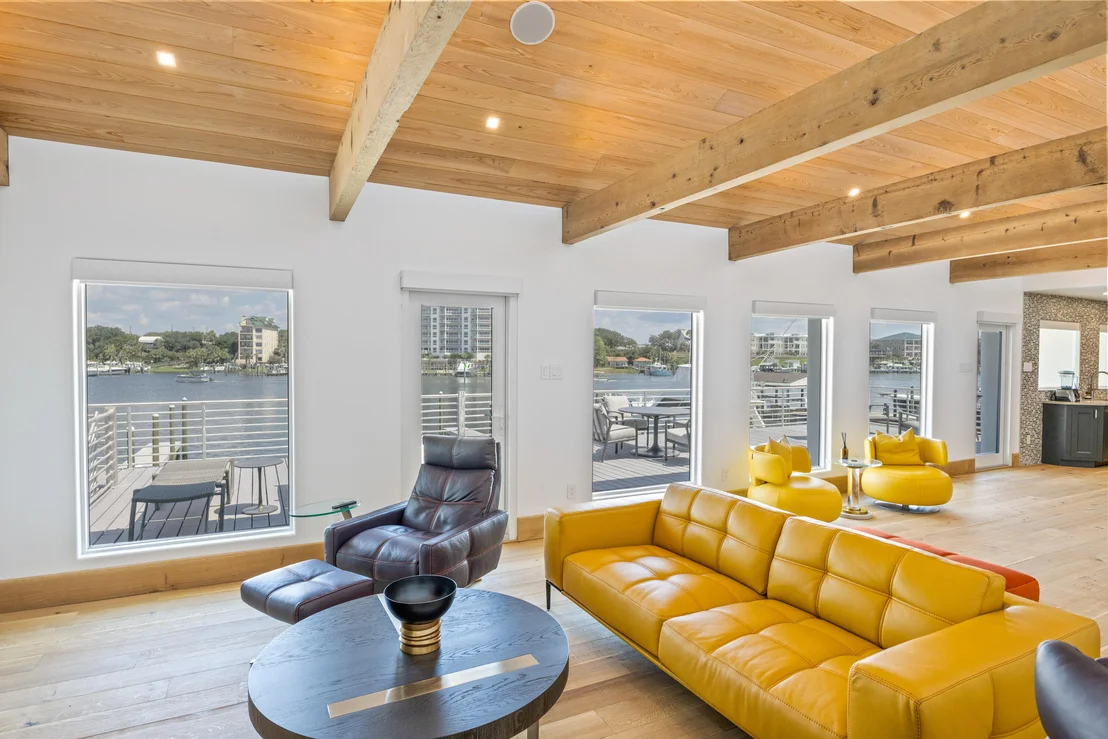Photo of 611 Lagoon Drive