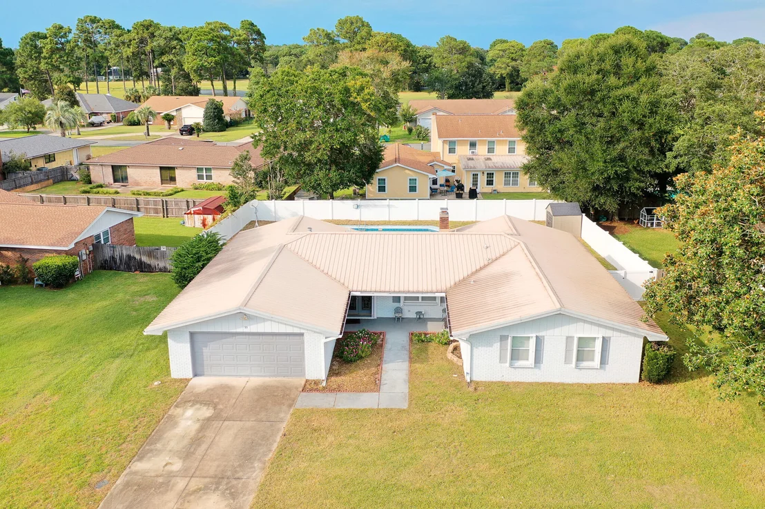 Photo of 10 Pebble Beach Drive