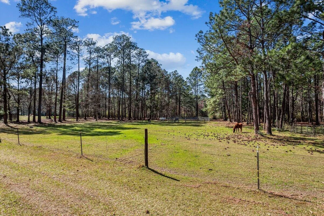 Photo of 1471 Hwy C 180