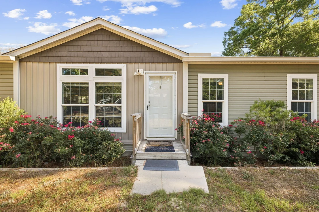 Photo of 748 Phillips Drive