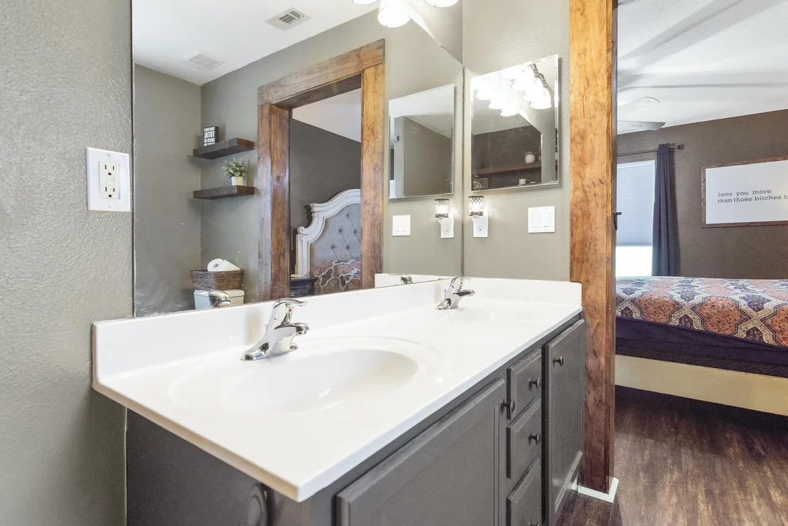 Photo of 2424 Cumberland Way