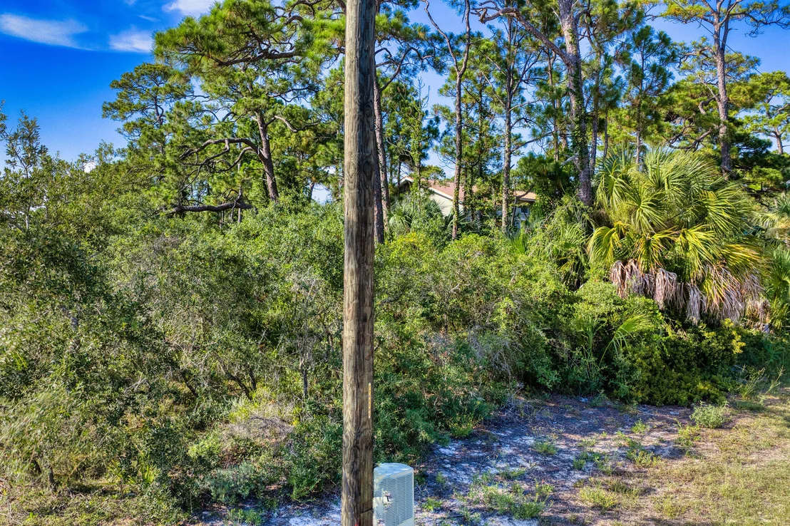 Photo of 981 W Bayshore Drive