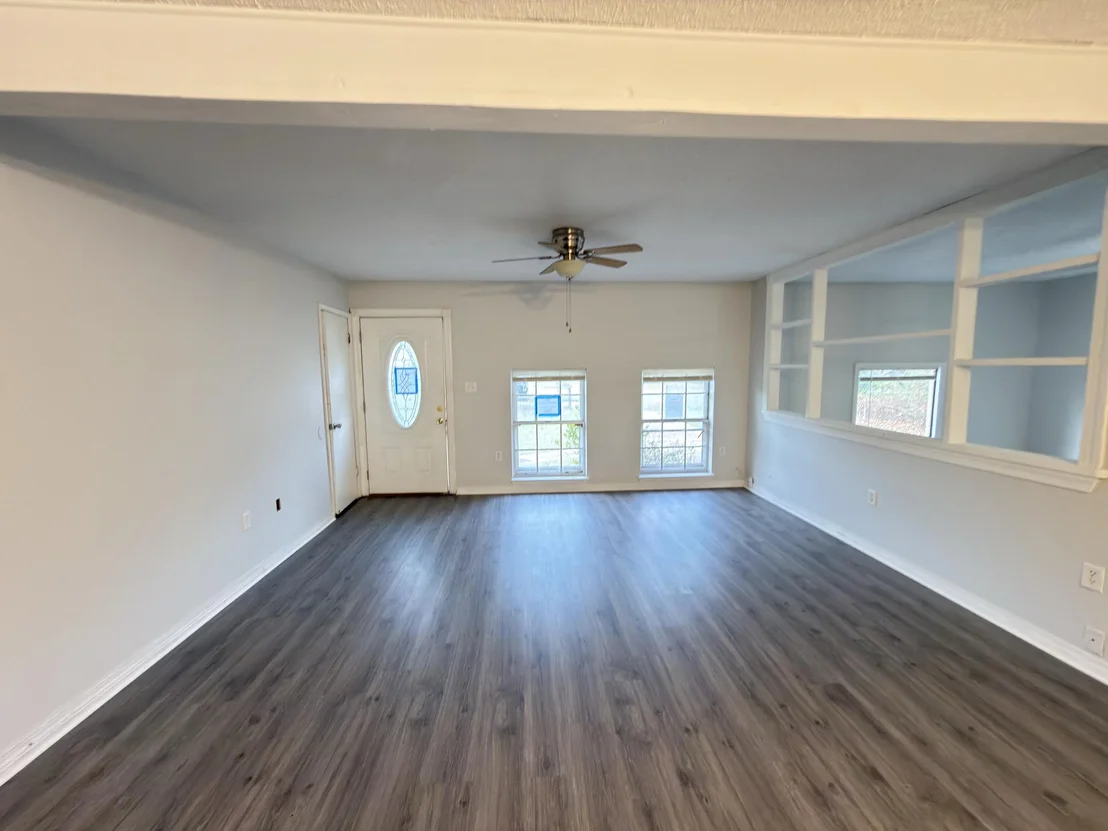 Photo of 208 Forrest Parkway