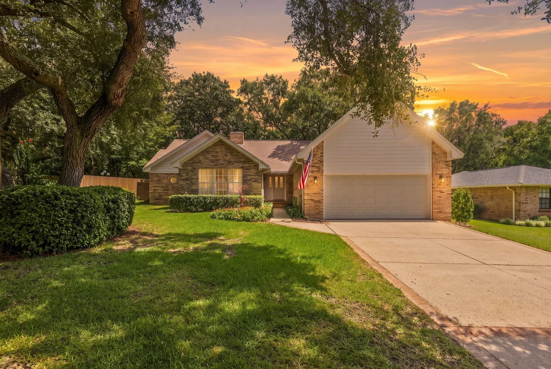 Photo of 149 N Bermuda Circle
