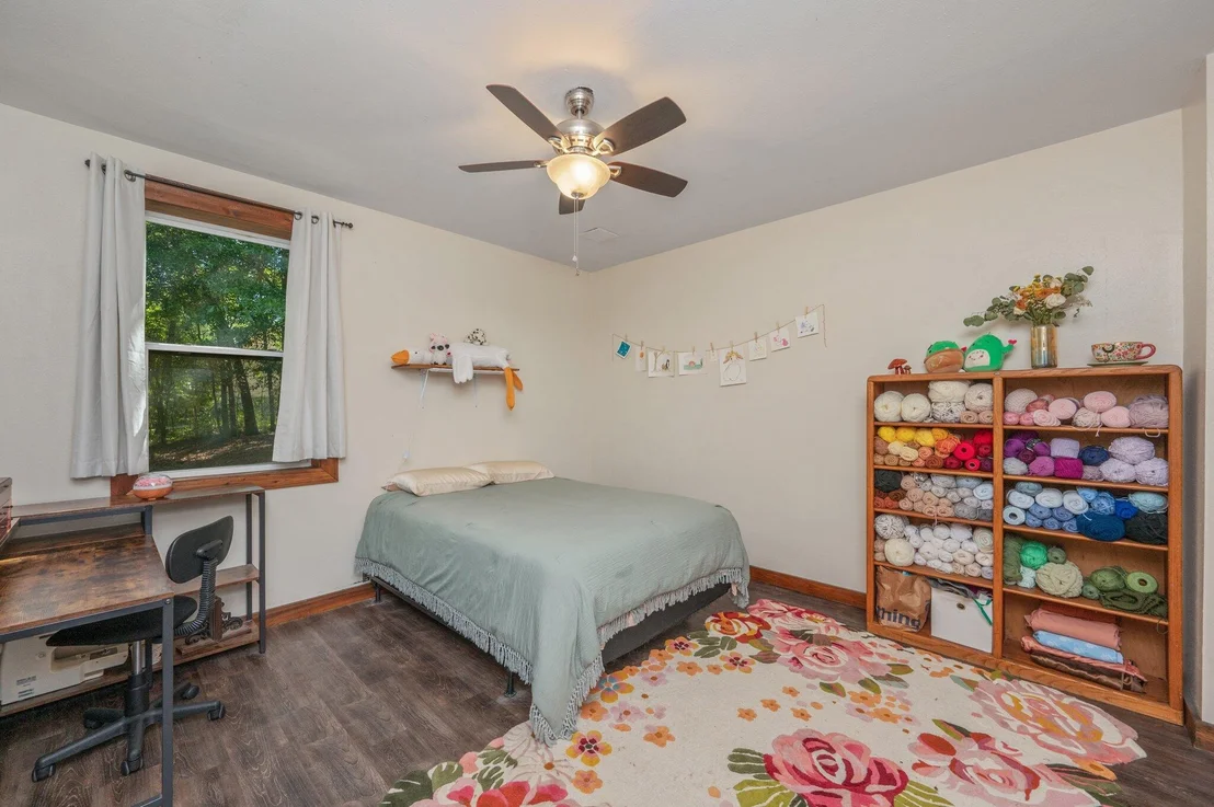 Photo of 1827 Waterway Drive