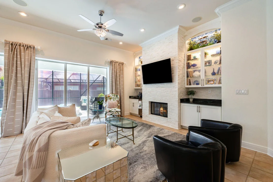 Photo of 4732 Papaya Park