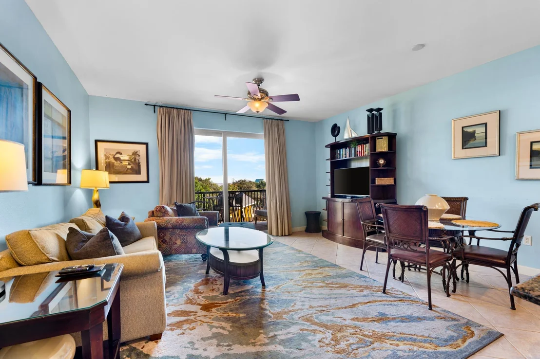 Photo of Unit UNIT302 at 548 Sandy Cay Drive