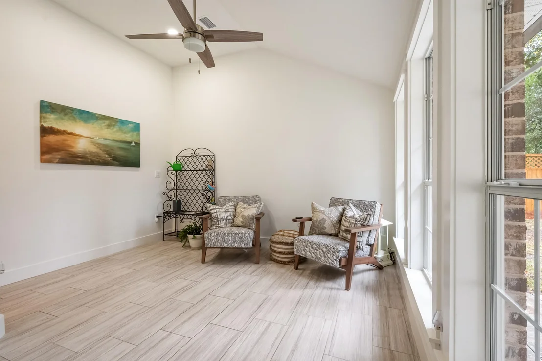 Photo of 209 Emmett Drive