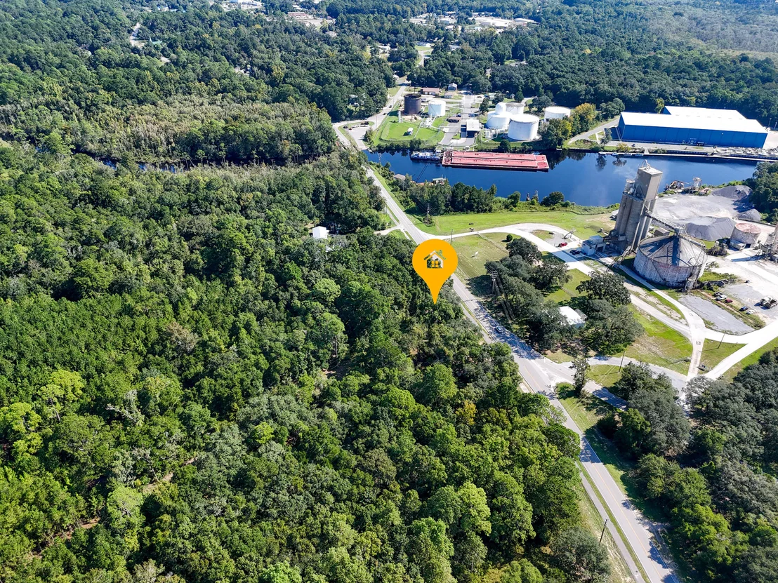 Photo of 700 E County Highway 83A