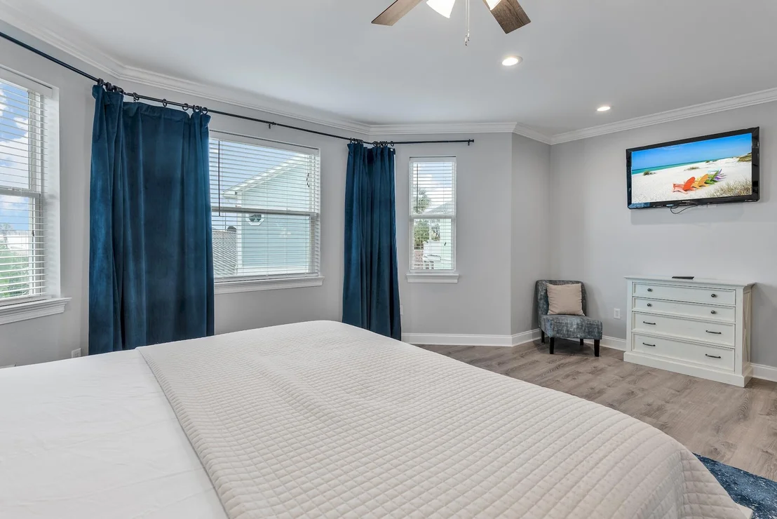 Photo of 102 Terra Cotta Way