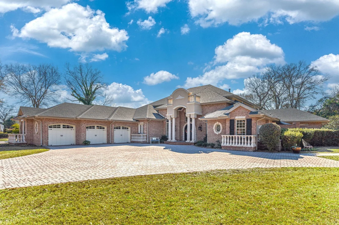 Photo of 2798 Dogwood Acres