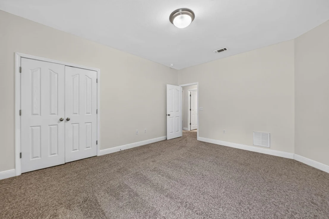 Photo of 143 Crab Apple Avenue