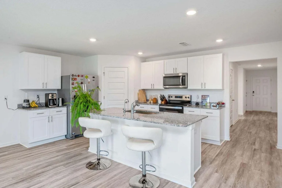 Photo of 103 Riverwalk Circle