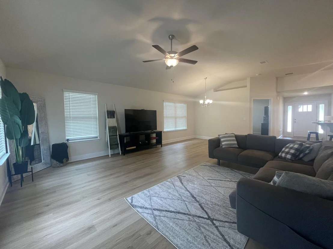 Photo of 124 Ridgeway Circle