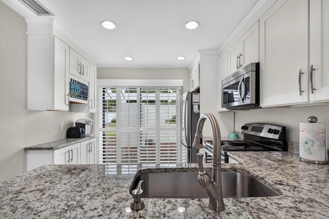 Photo of 485 W Linkside Place