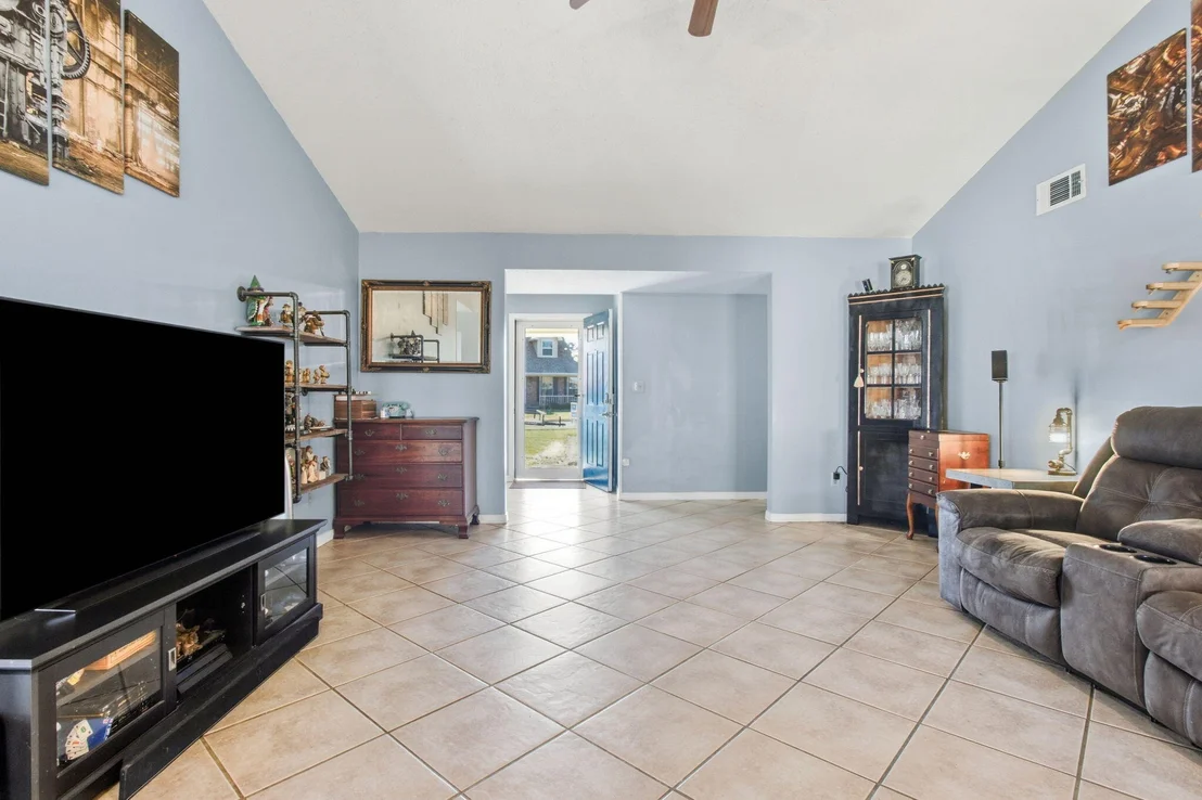Photo of 11 Tanglewood Circle
