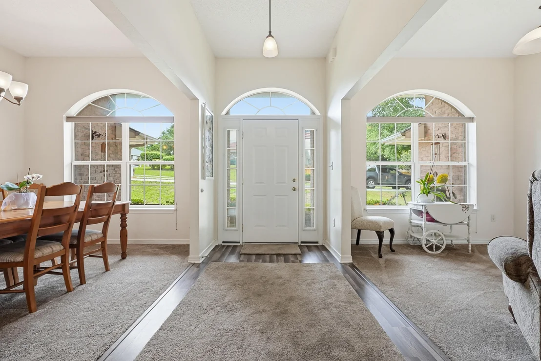 Photo of 2612 Paddock Circle