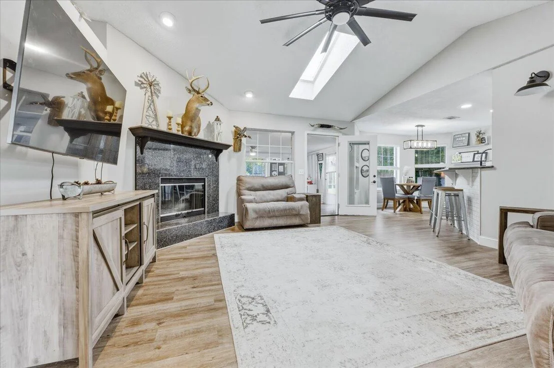 Photo of 3479 Willow Lane