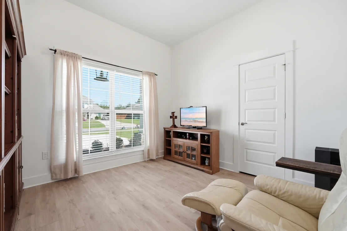 Photo of 6297 Howie Way