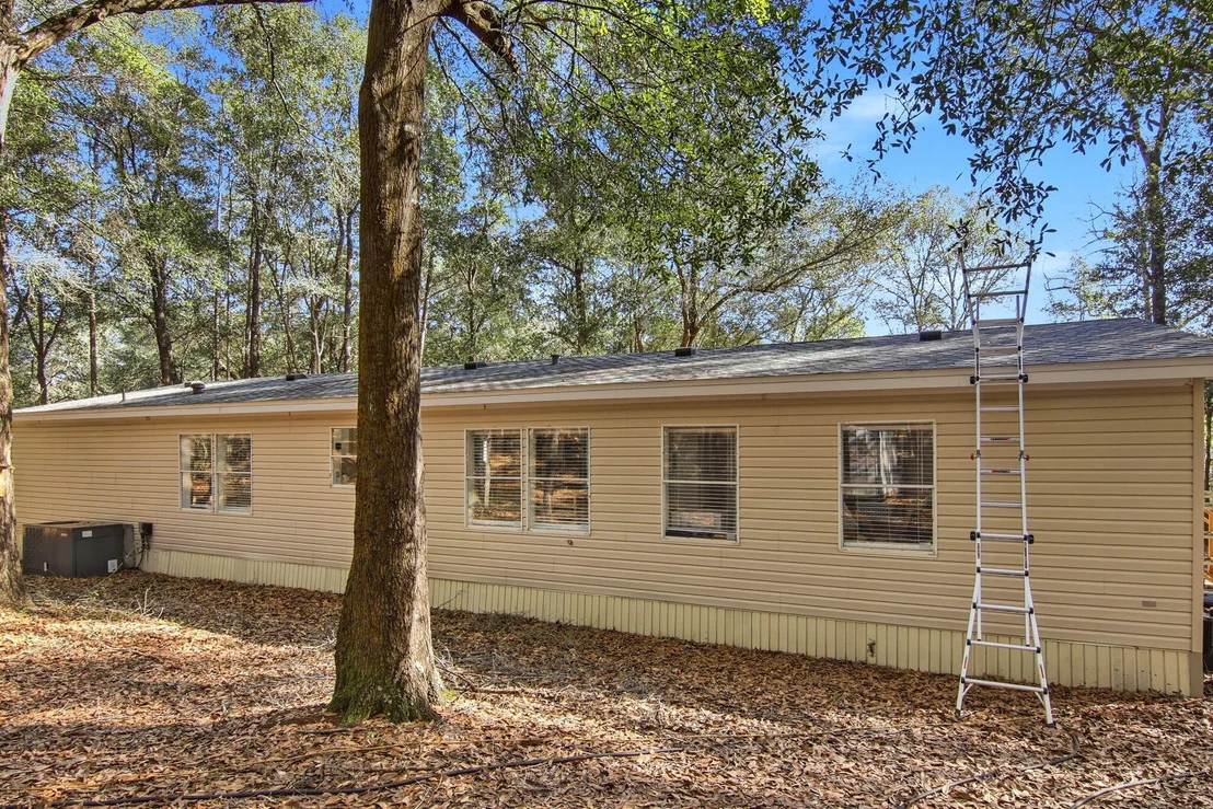 Photo of 6108 Old River Road