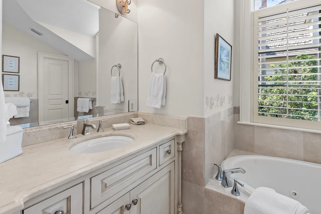 Photo of 609 Lagoon Drive