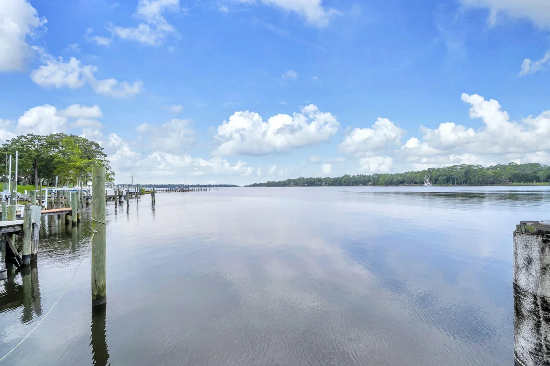 Photo of 204 Regatta Drive