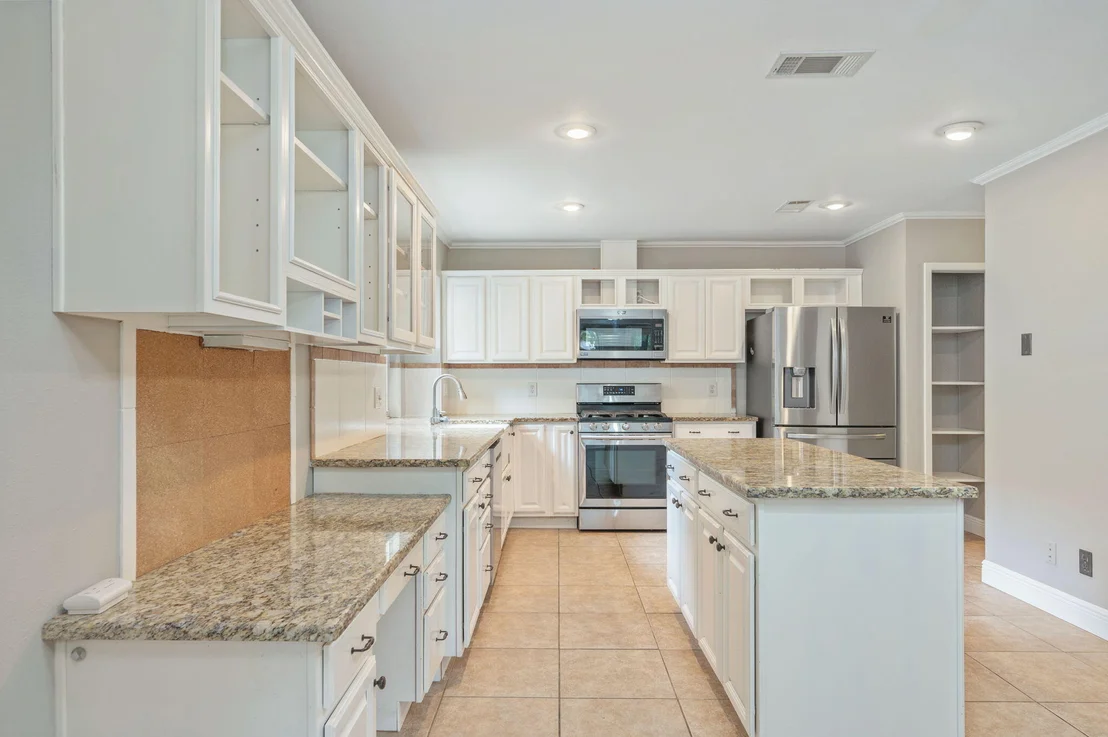 Photo of 1732 Bayshore Drive