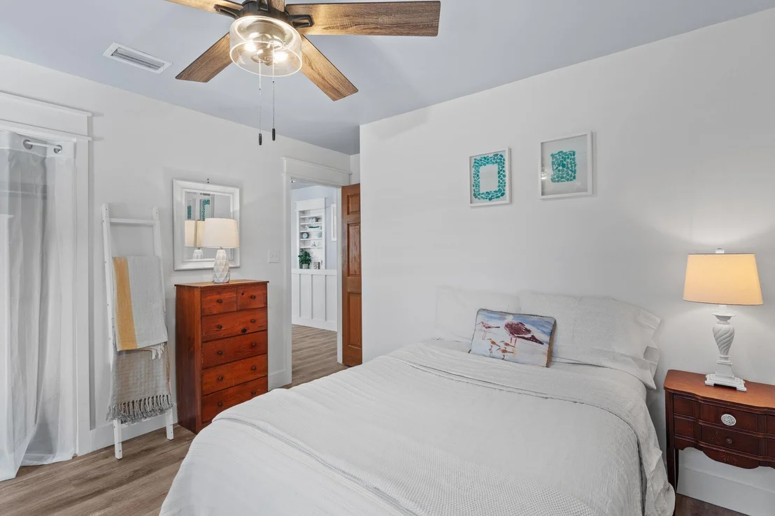 Photo of 850 Forest Shore Drive