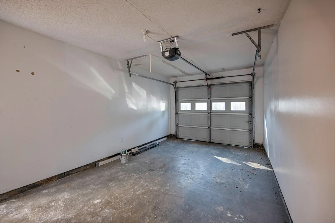 Photo of 106 4th Avenue