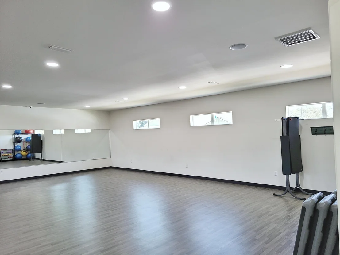 Photo of 379 Whitman Way