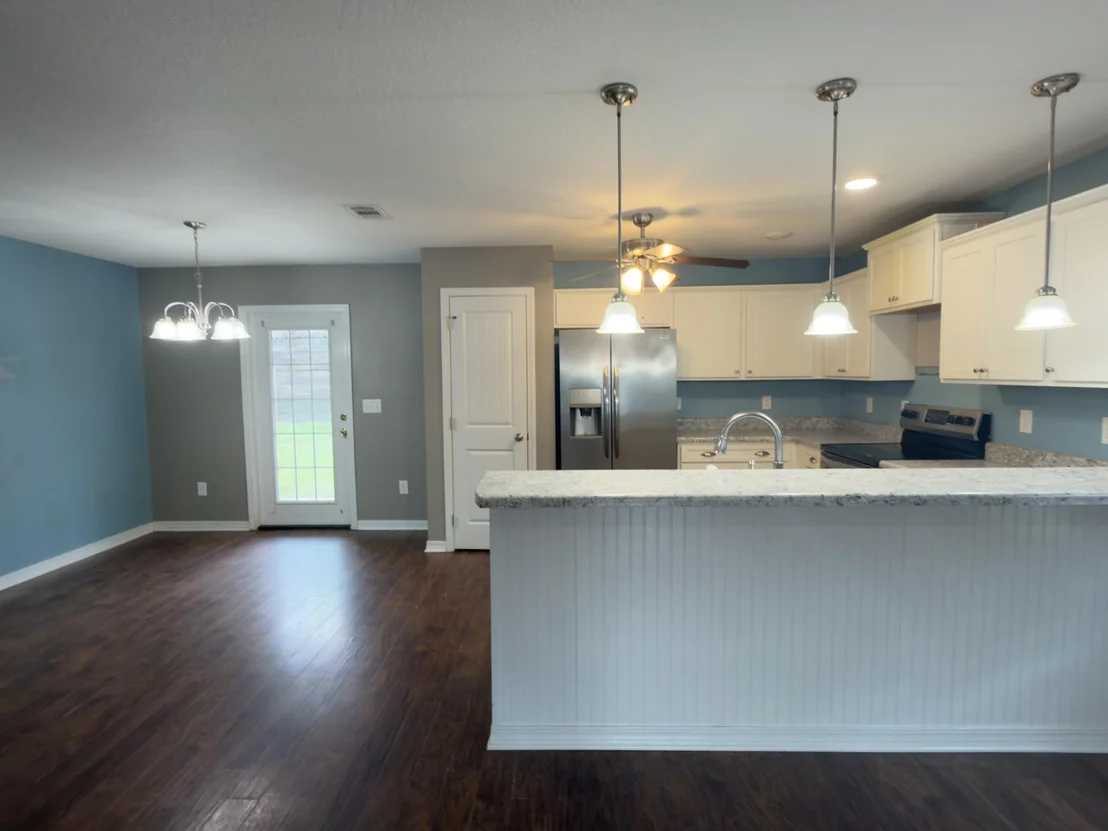 Photo of 455 Eisenhower Drive