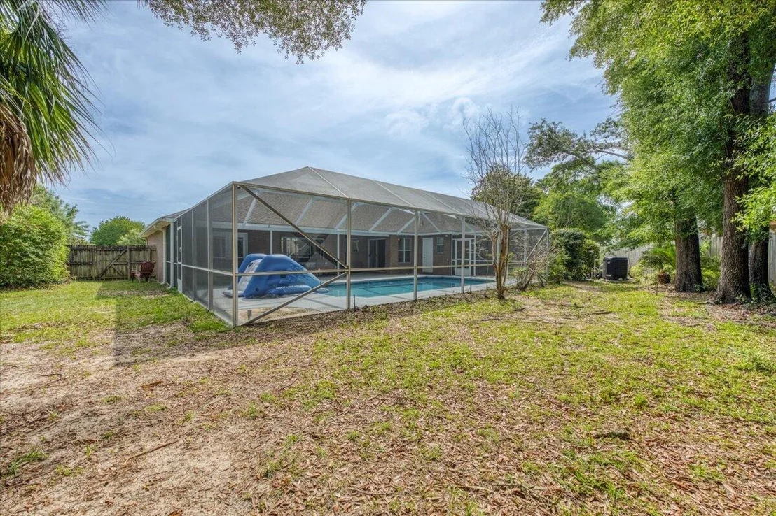 Photo of 4034 Bond Circle