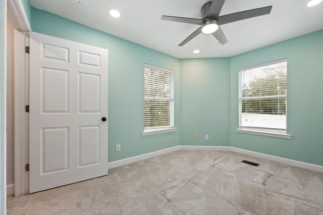 Photo of 255 Edge Avenue