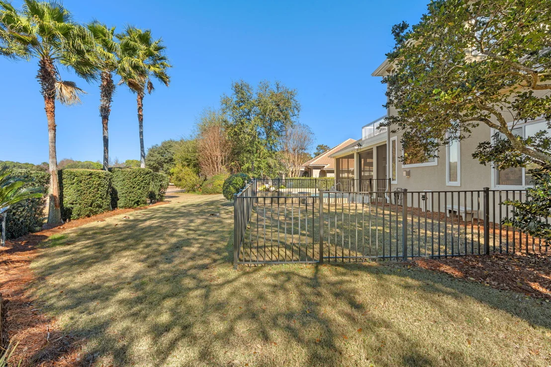 Photo of 4327 Stonebridge Road