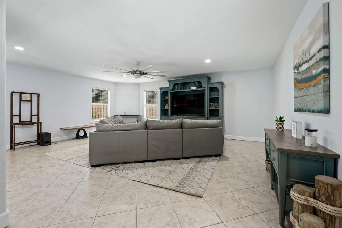 Photo of 255 Edge Avenue