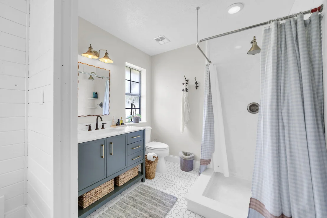 Photo of 325 Primrose Place