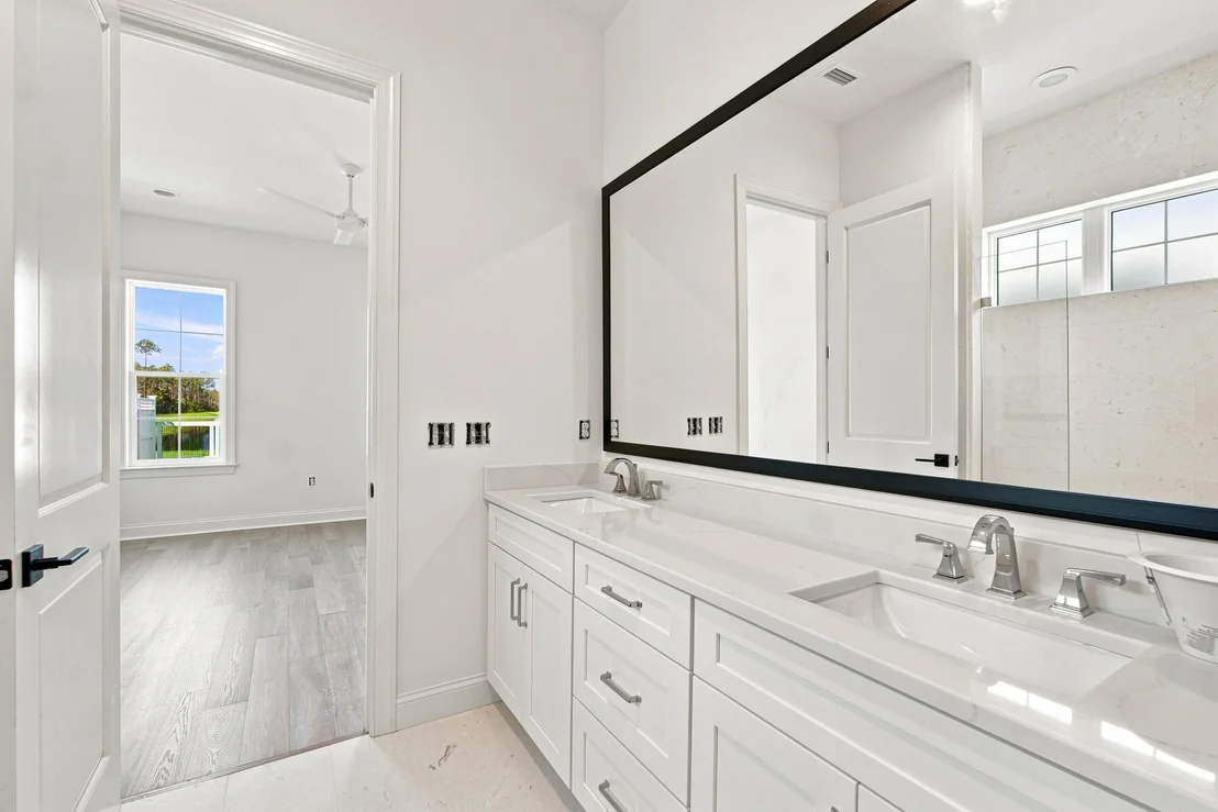 Photo of Unit LOT2 at 1009 Suwannee Drive