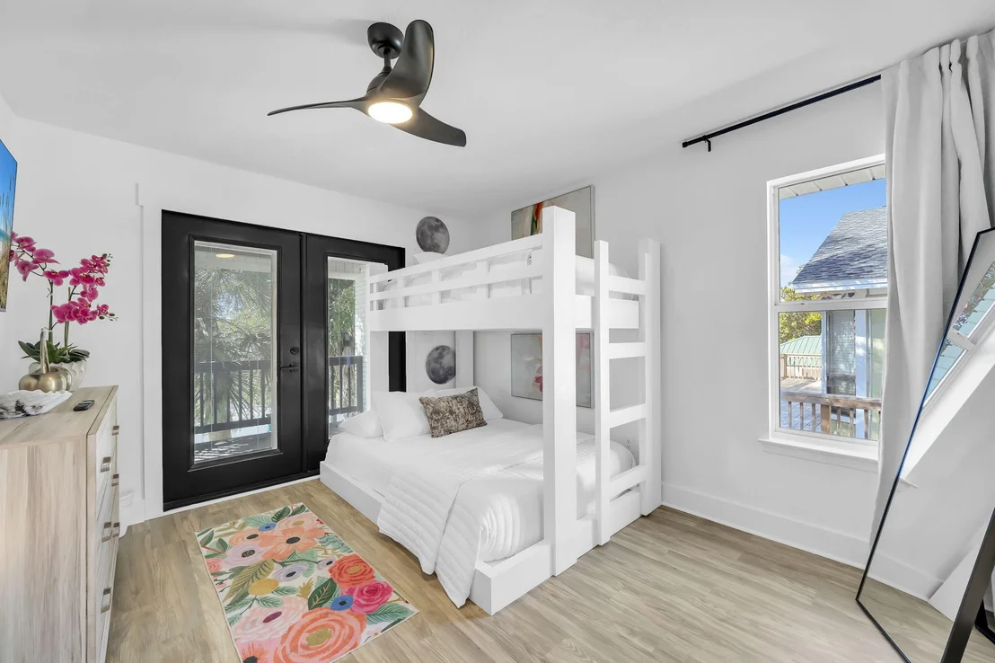 Photo of 91 Cobia Street