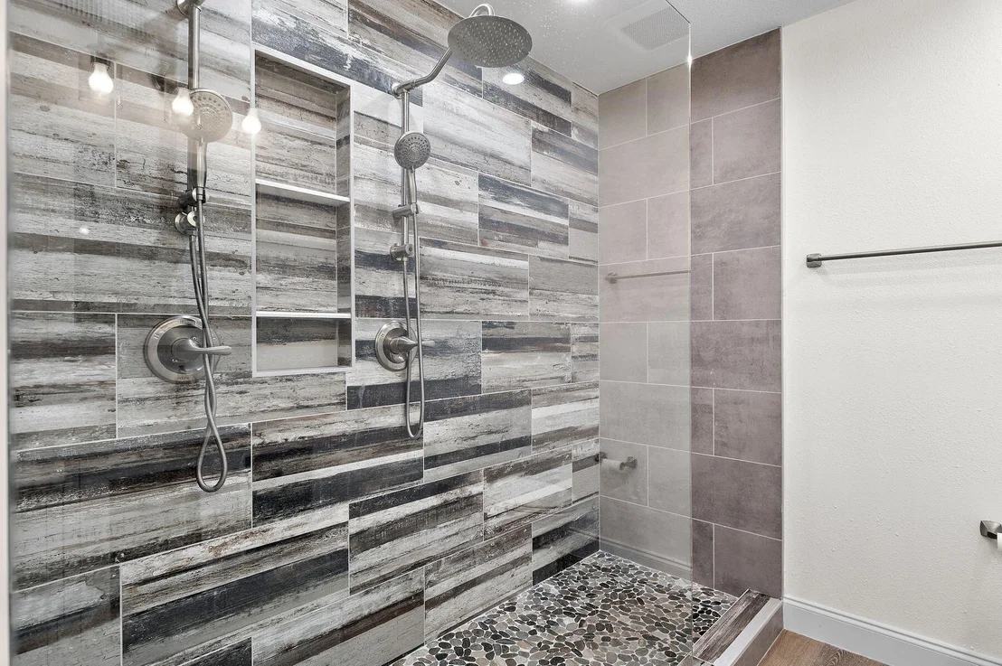 Photo of Unit UNIT33D at 373 Sunset Bay