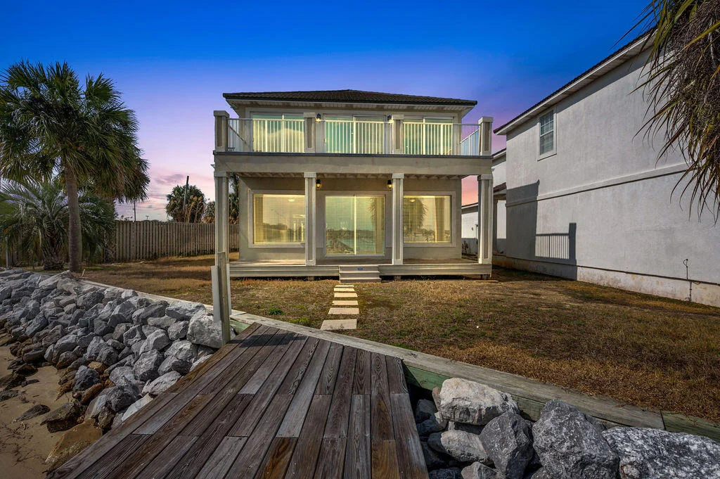Photo of 901 Lighthouse Road