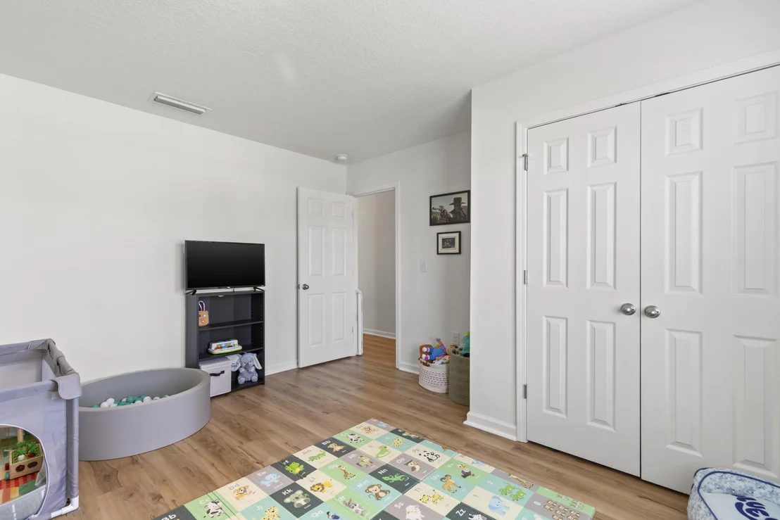 Photo of 740 Riverwalk Circle