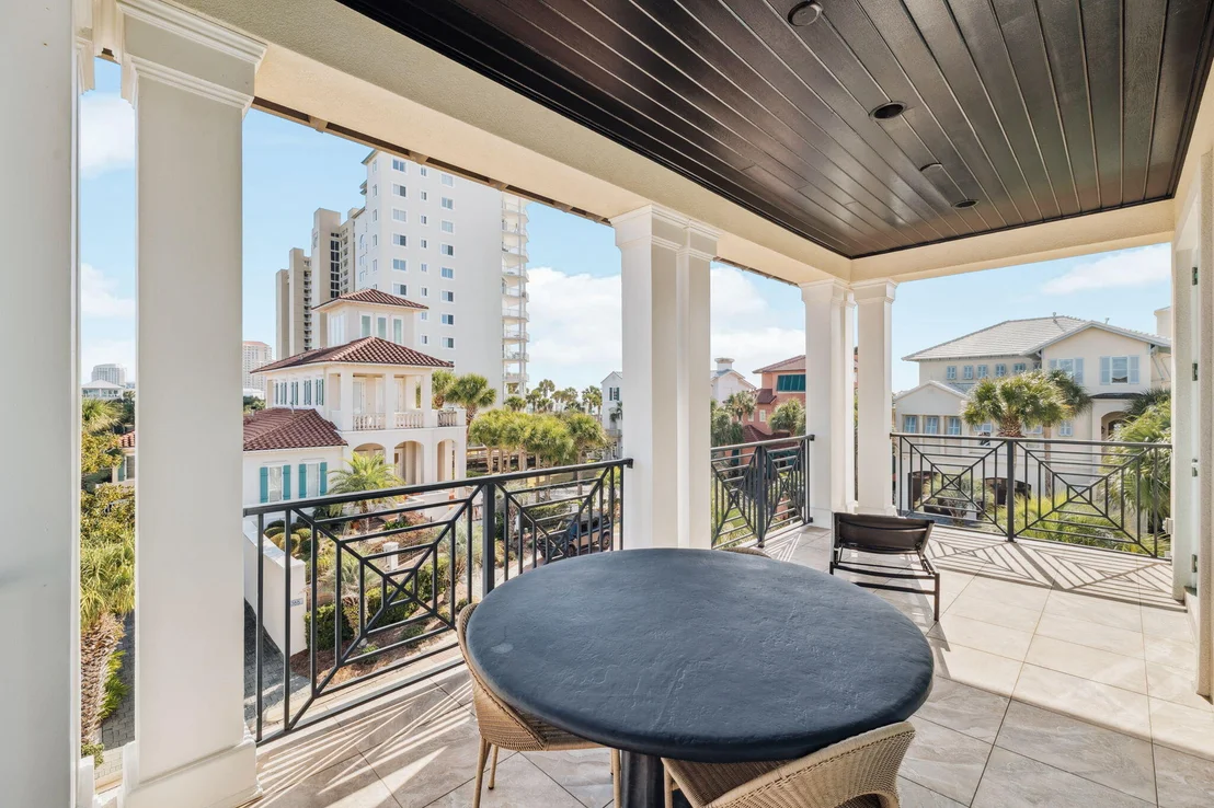 Photo of 358 Rue Caribe
