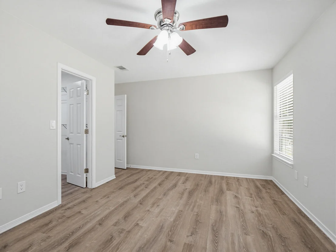 Photo of 375 Ridge Lake Road